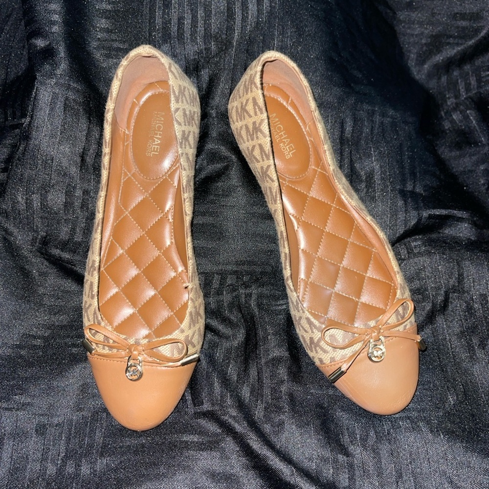 Michael Kors Logo Print Tan Flats